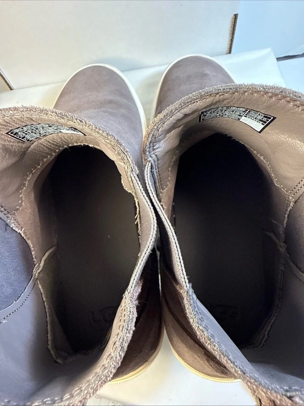 UGG Men's Brown Suede Chukka Boot Sneakers